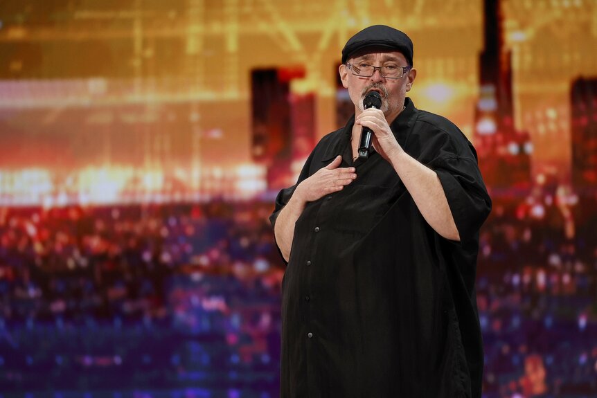 Richard Goodall Receives The GOLDEN BUZZER For "Don't Stop Believin'" | Auditions | AGT 2024